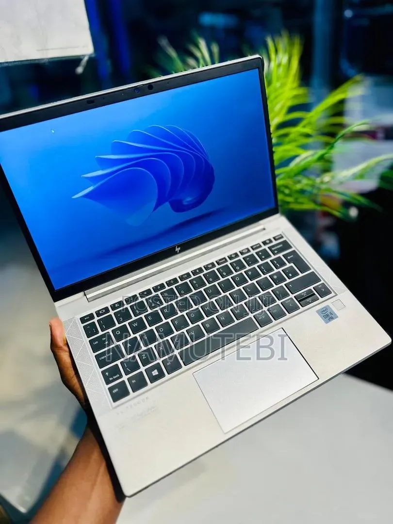 New Laptop HP EliteBook 830 G7 8GB Intel Core i5 SSD 256GB