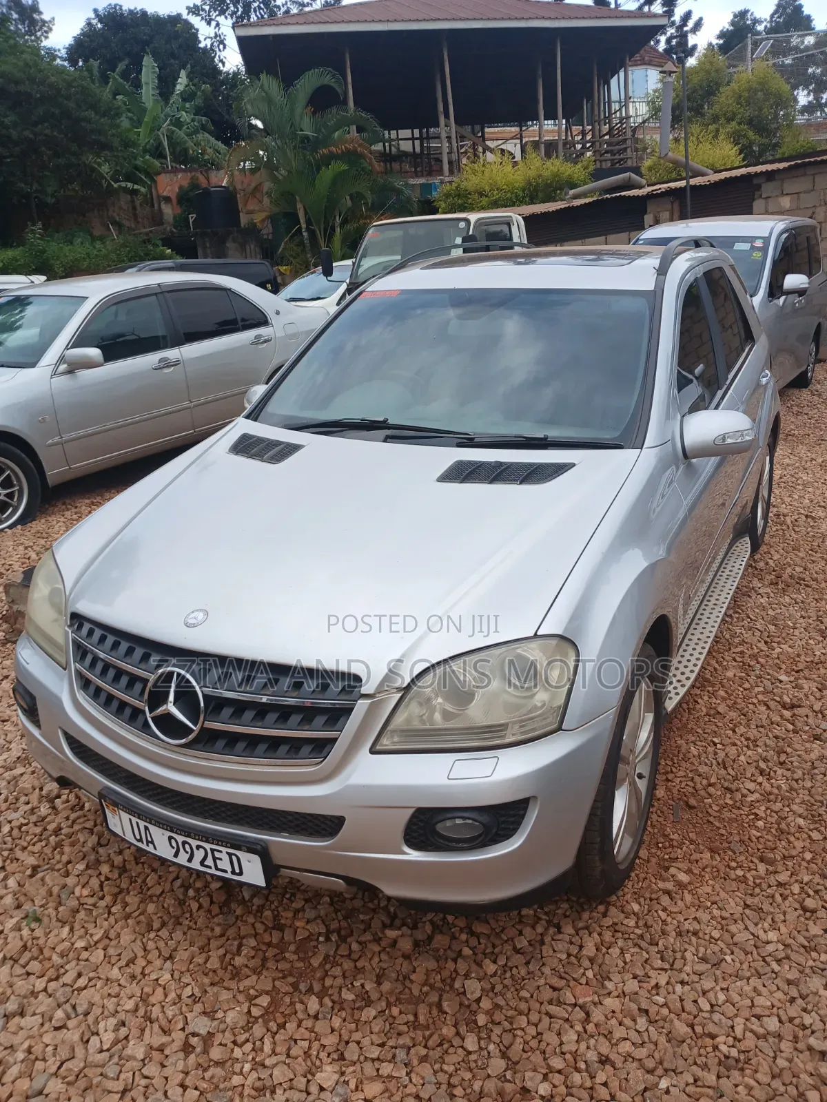 Mercedes-Benz M Class 2010 Silver