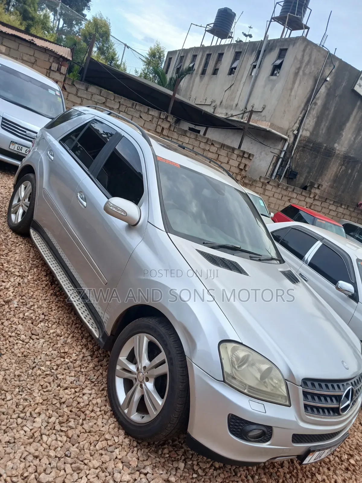 Mercedes-Benz M Class 2010 Silver