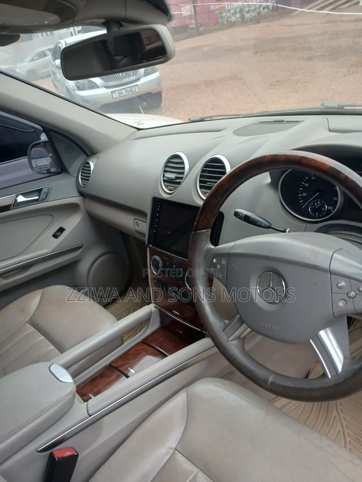 Mercedes-Benz M Class 2010 Silver