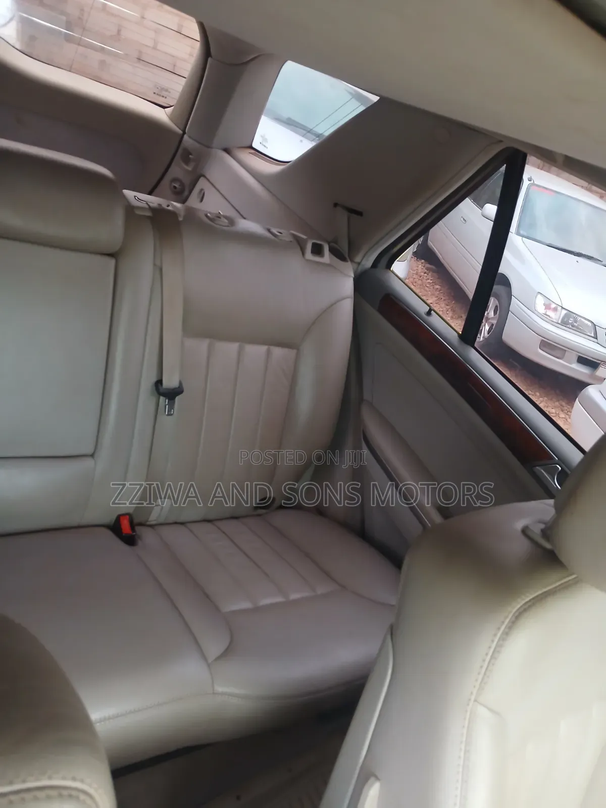 Mercedes-Benz M Class 2010 Silver