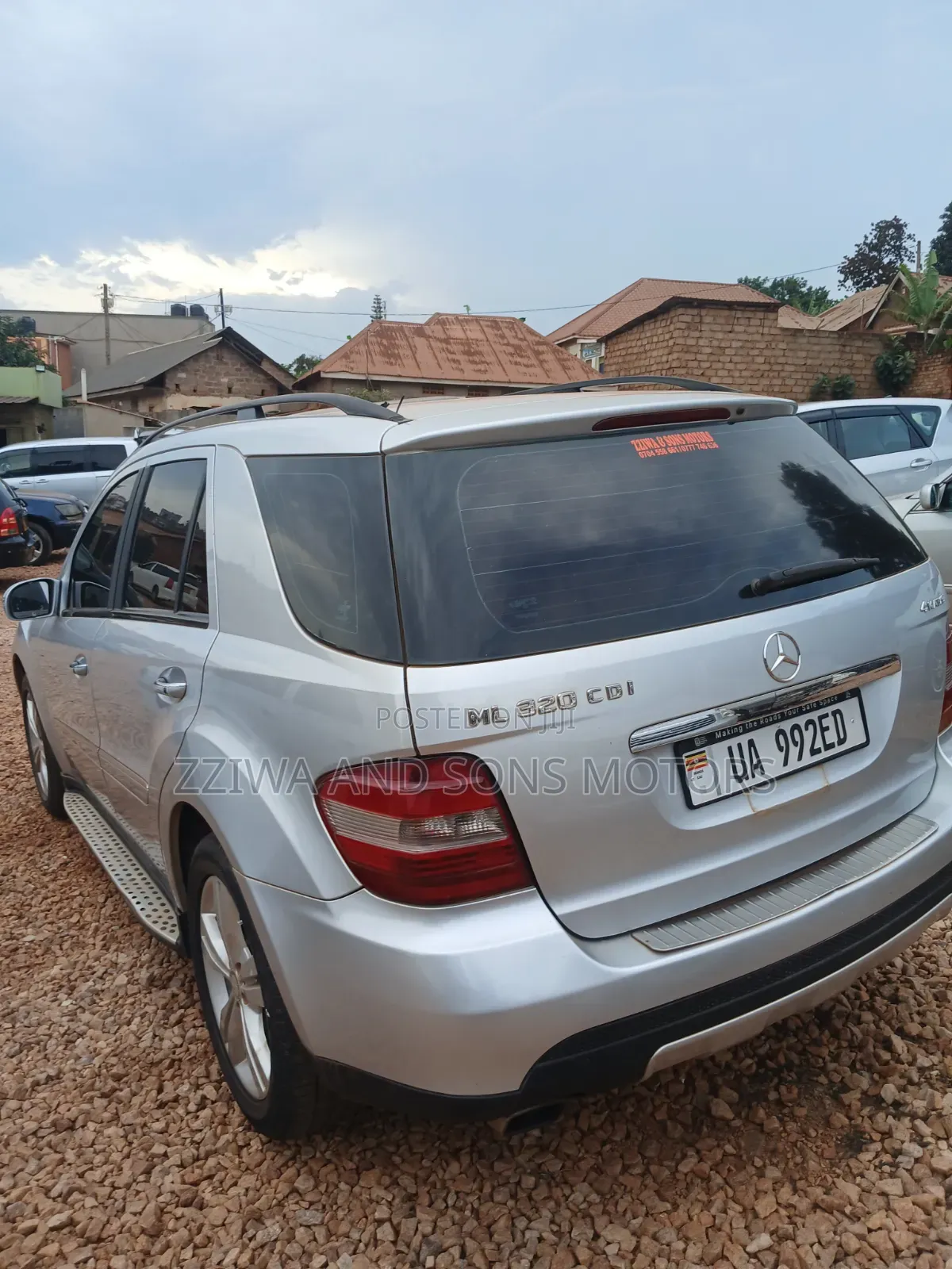 Mercedes-Benz M Class 2010 Silver