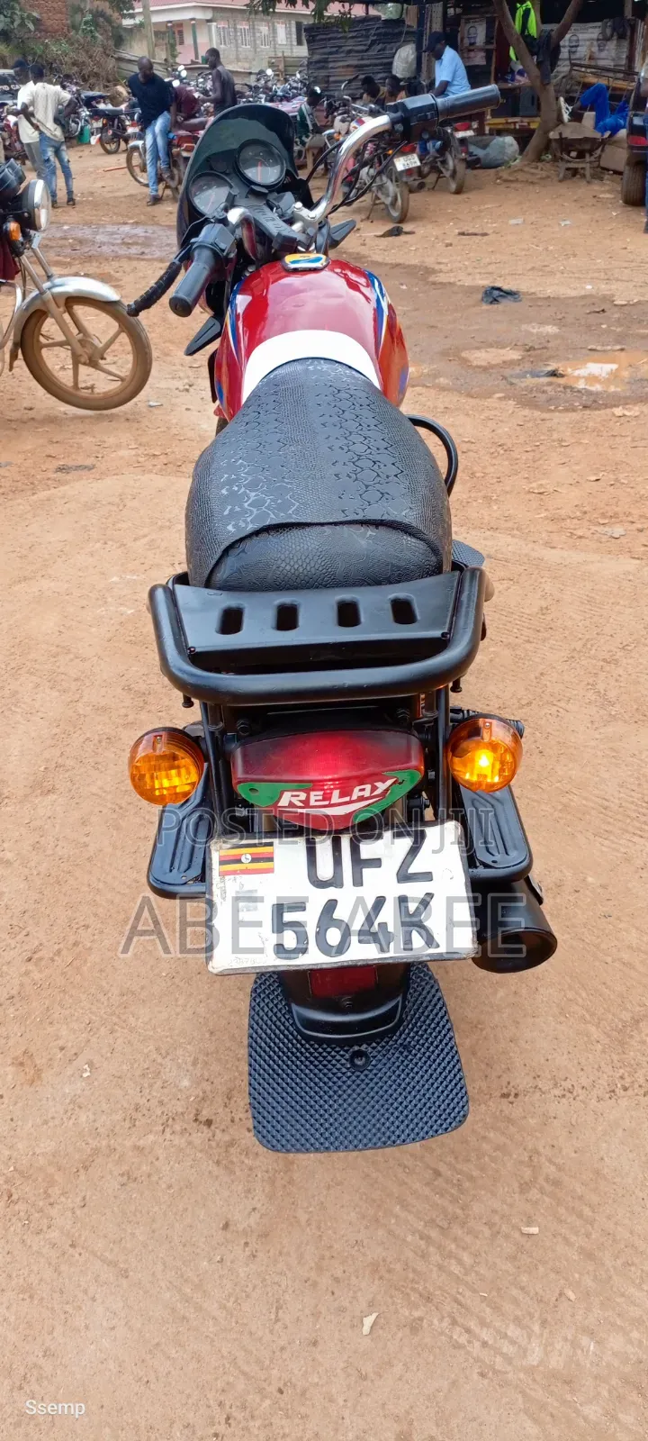 Bajaj Boxer 125 2024 Red