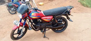 Bajaj Boxer 125 2024 Red