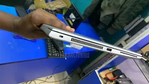 New Laptop HP EliteBook 840 G5 8GB Intel Core i5 SSD 256GB
