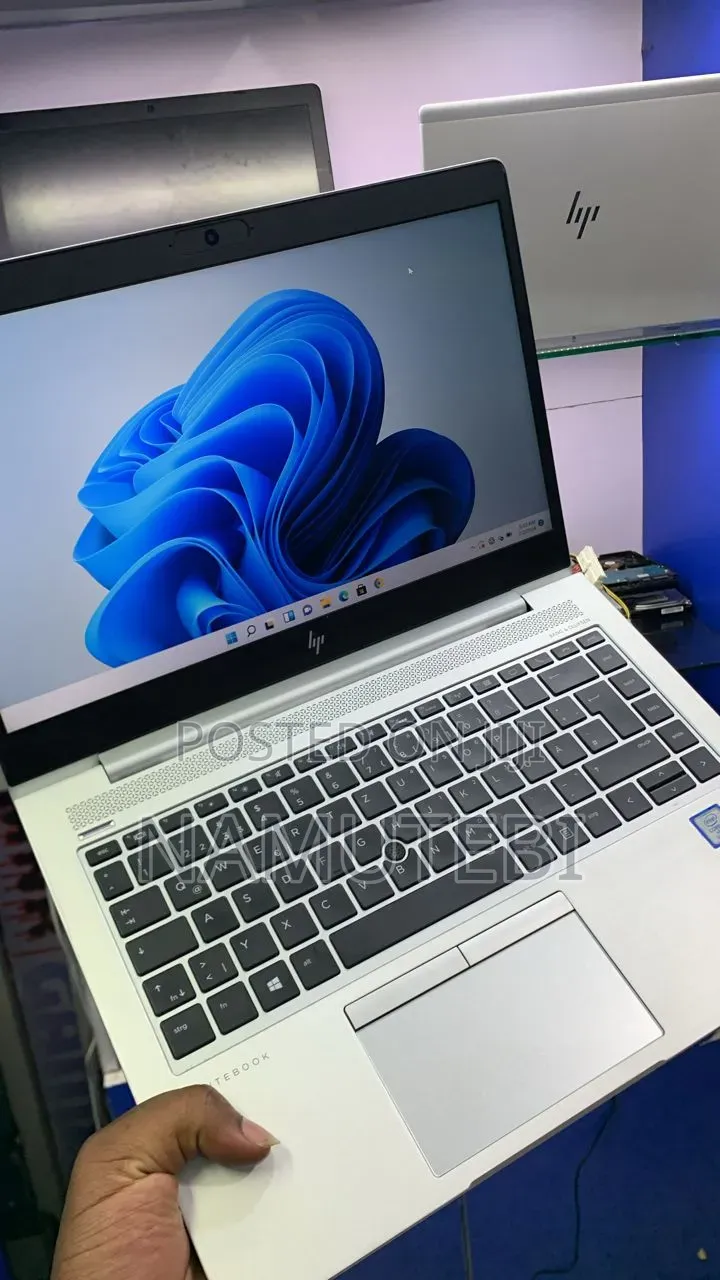 New Laptop HP EliteBook 840 G5 8GB Intel Core i5 SSD 256GB
