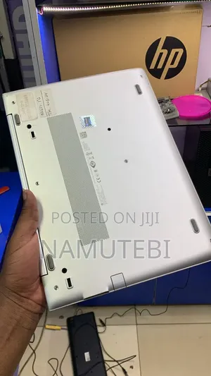 New Laptop HP EliteBook 840 G5 8GB Intel Core i5 SSD 256GB