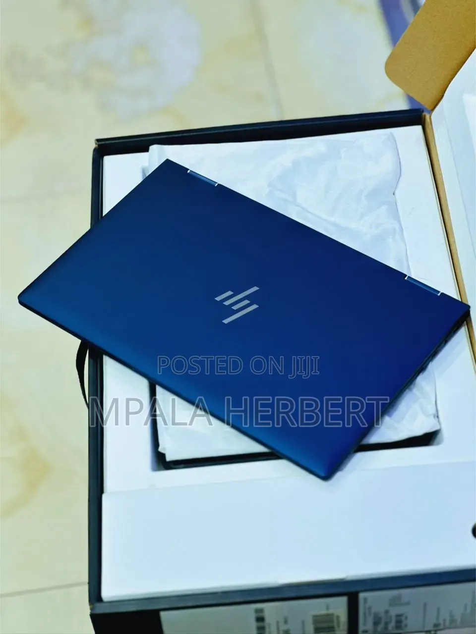 New Laptop HP Dragonfly G2 16GB Intel Core i7 SSD 512GB