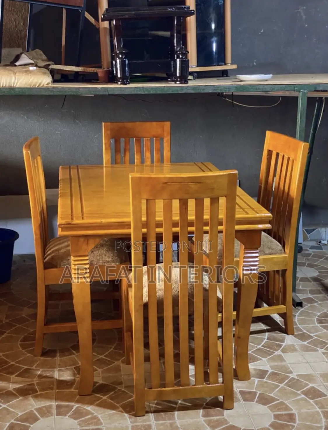 Solid Wood Dining Table With 4 Matching Chairs.