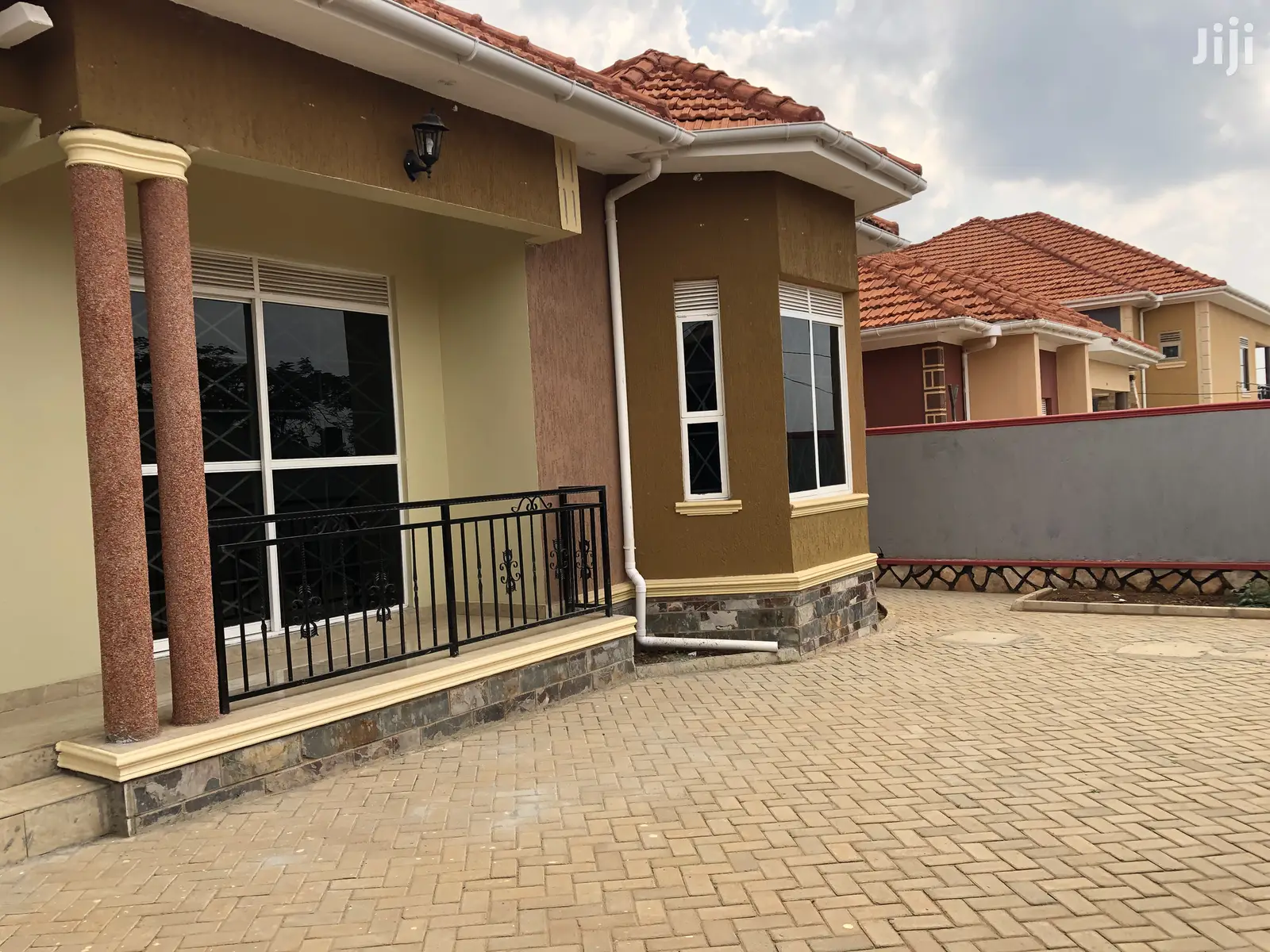 Kira Kito Lovely Home on Sell in Tarmacked Neighborhood