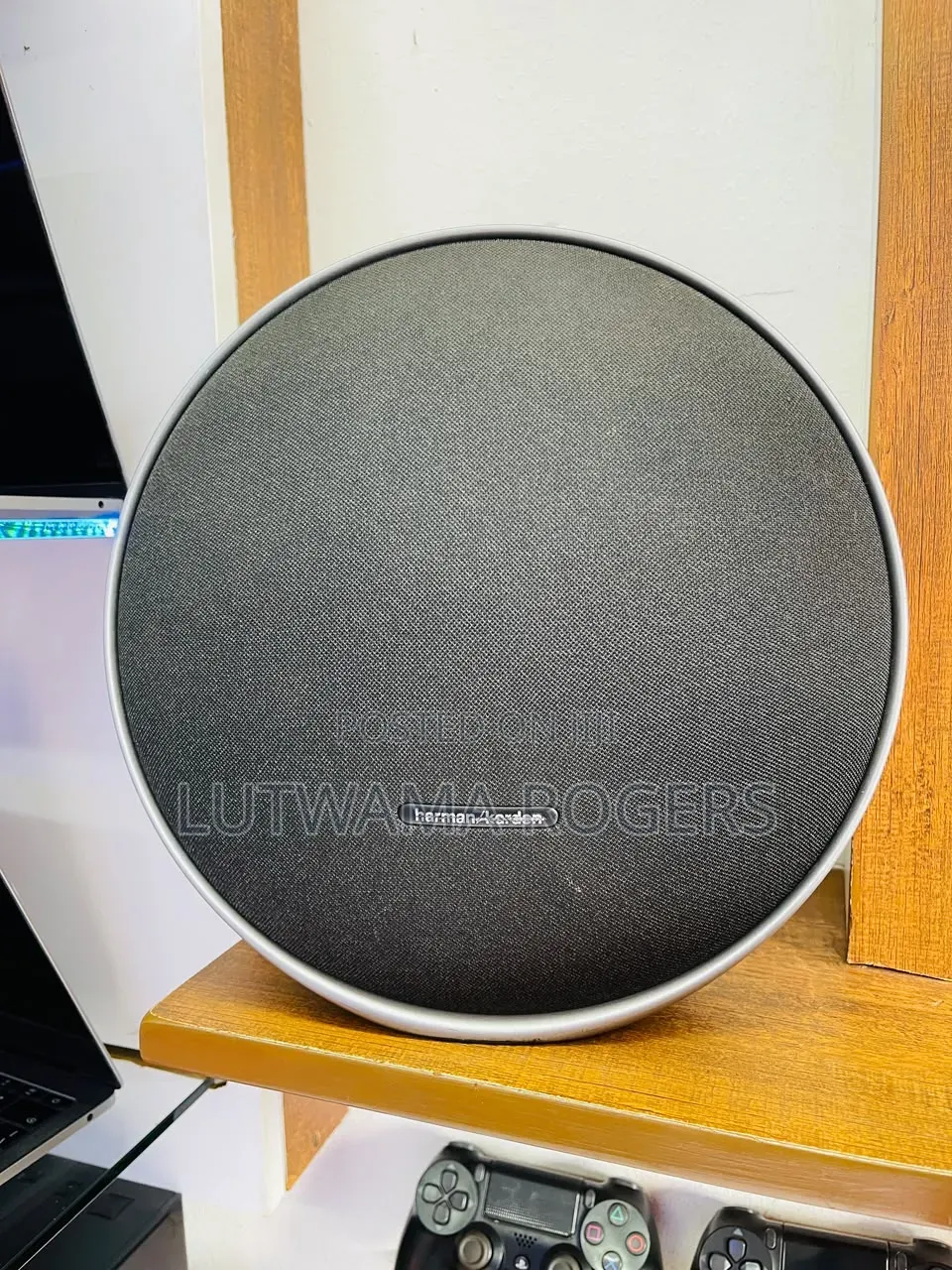 Harman Kardon Onxy Studio 9