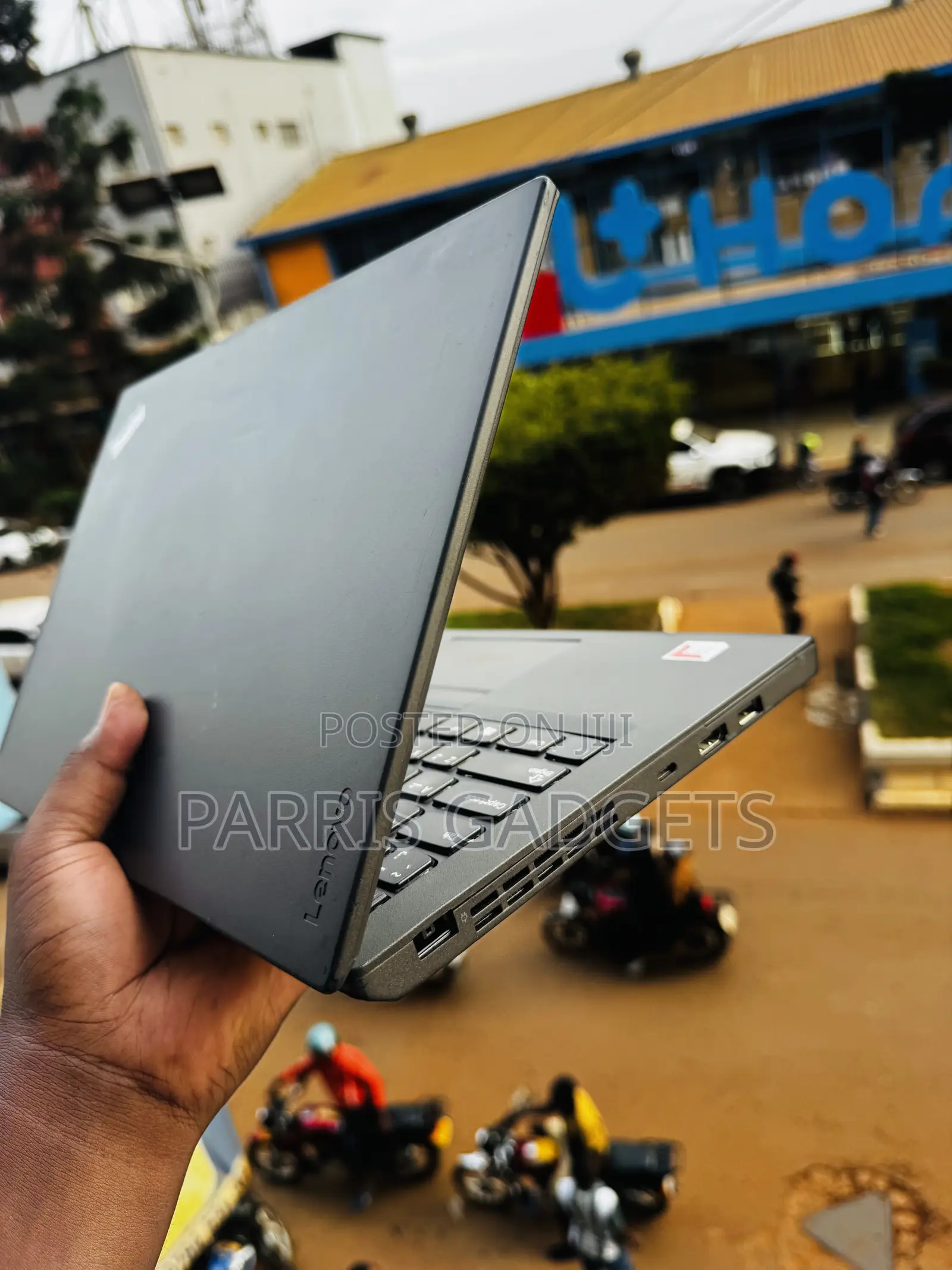 Laptop Lenovo ThinkPad A275 8GB AMD SSD 256GB