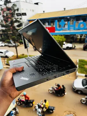 Laptop Lenovo ThinkPad A275 8GB AMD SSD 256GB