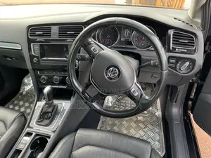 Volkswagen Golf 2015 Black
