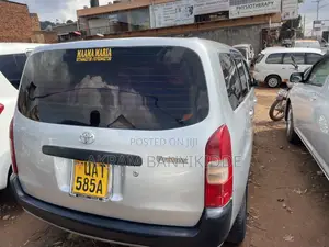 Toyota Probox 2004 Silver