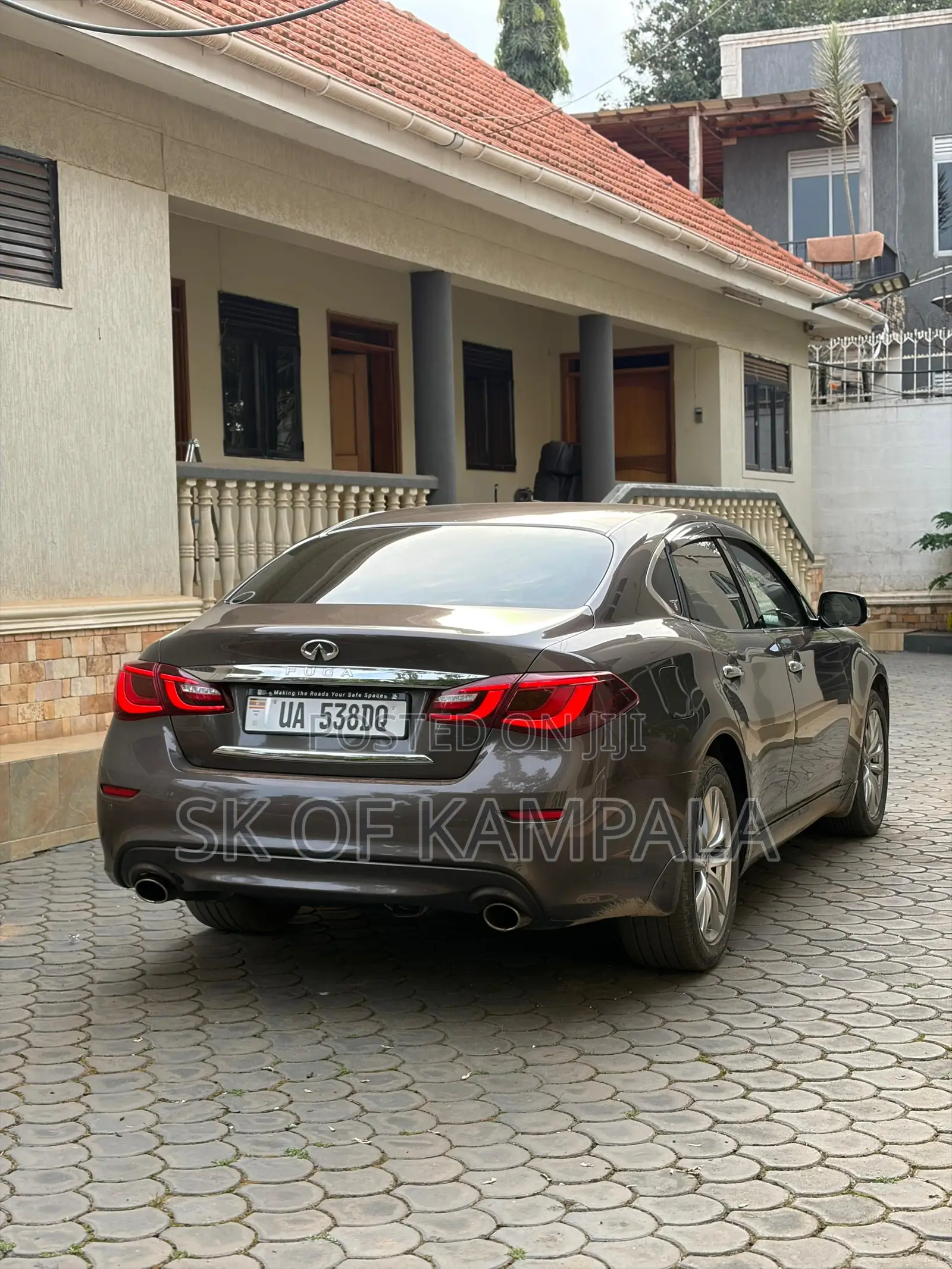 Nissan Fuga 2019 Brown