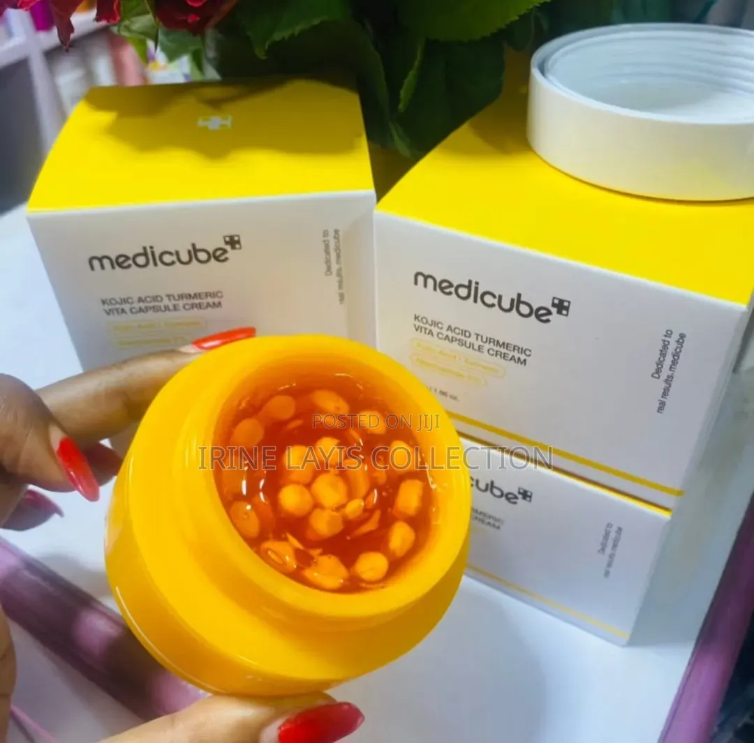 Medicube Deep Vita C Capsule Cream.
