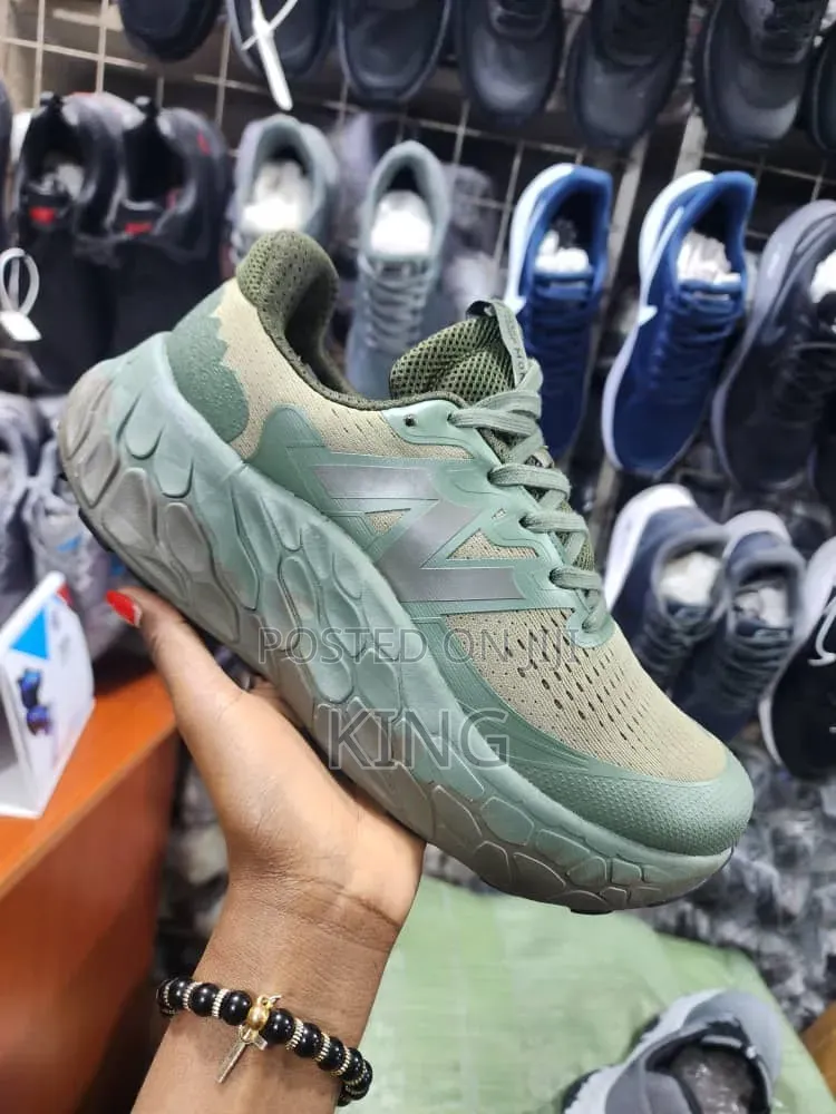 New Balance Fresh Foam X More Trail V3 Sneakers