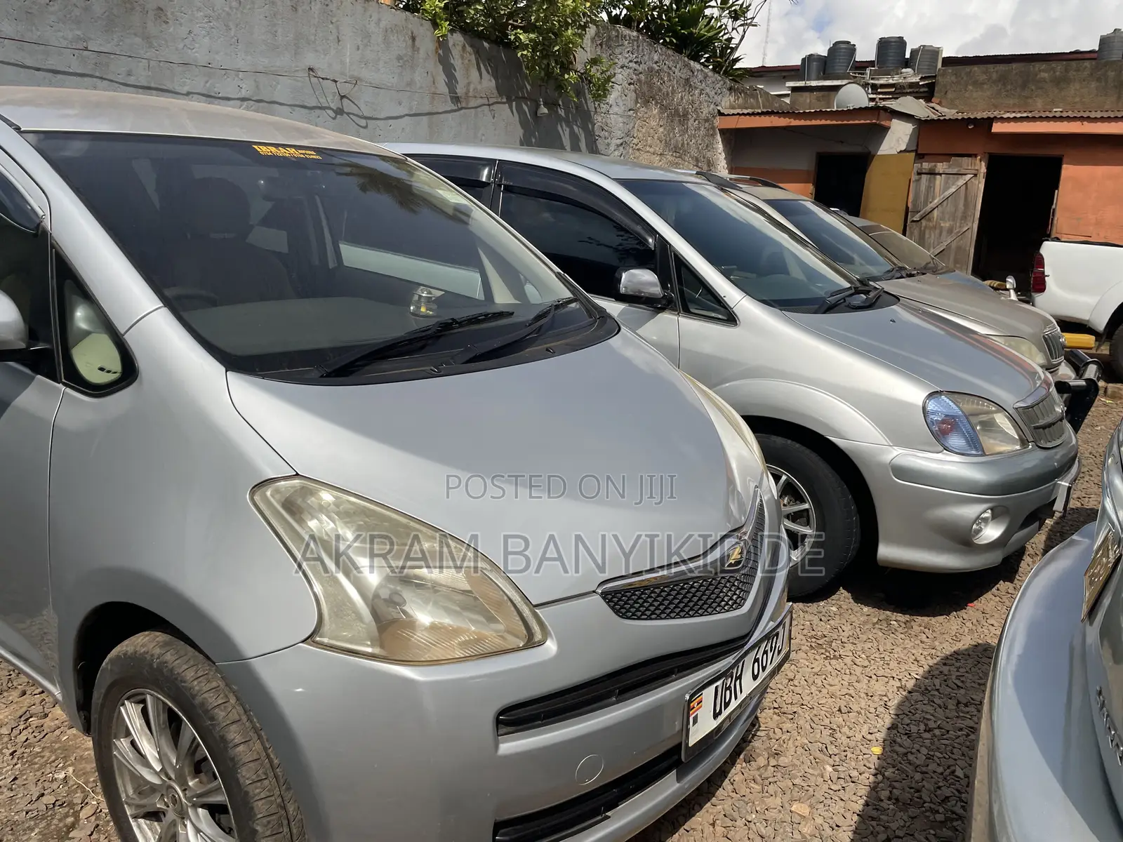 Toyota Ractis 2008 Silver