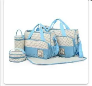 5-piece Multifunctional Baby Diaper Bag Set With A Polka Dot Pattern.