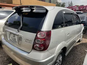 Toyota Nadia 2001 Silver