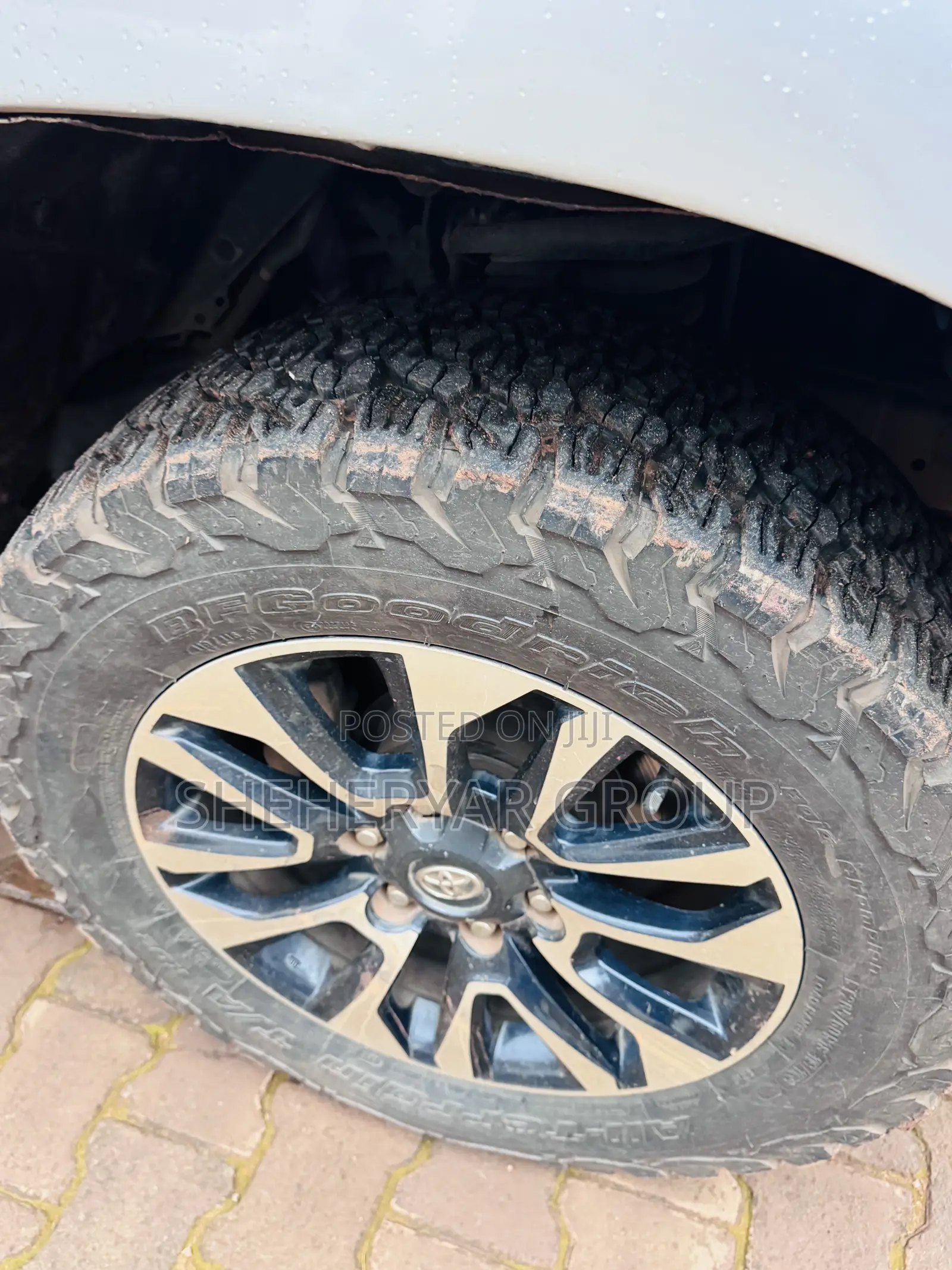Toyota Land Cruiser Prado 2018 Silver
