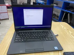 Laptop Dell Latitude 7390 8GB Intel Core i5 SSD 256GB