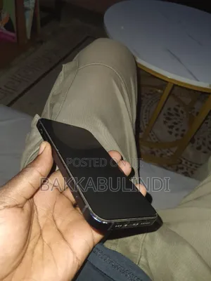 Apple iPhone 12 64 GB Gray