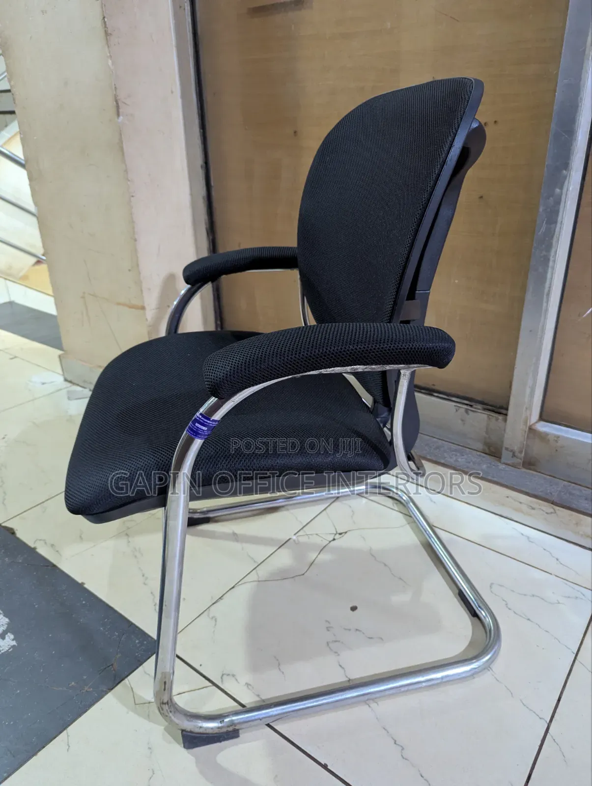 Non- Swivel, Heavy Duty Visitors// Office Chair