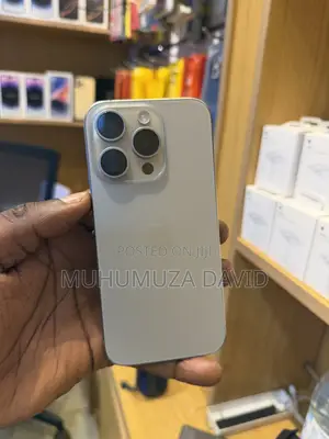 Apple iPhone 15 Pro 128 GB Silver