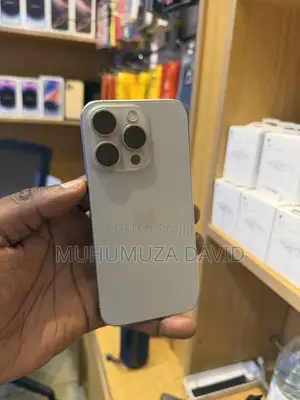 Apple iPhone 15 Pro 128 GB Silver