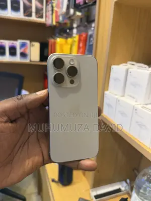 Apple iPhone 15 Pro 128 GB Silver