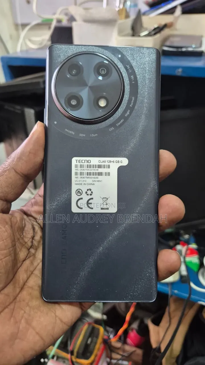 Tecno Camon 30S 128 GB Gray