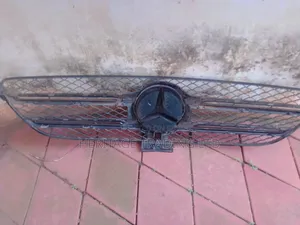Mercedes W166 Grille