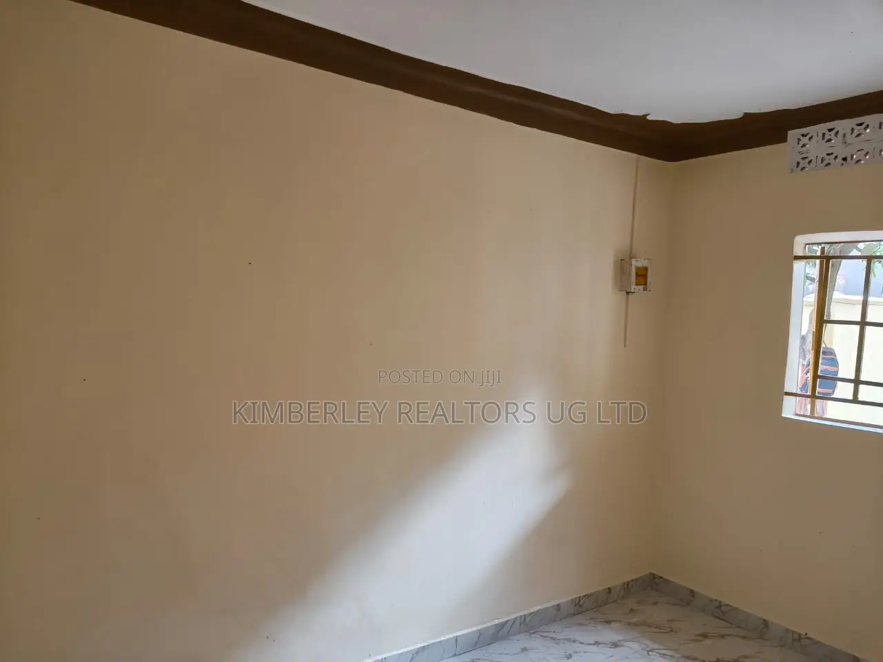 2bdrm House in Division A for sale