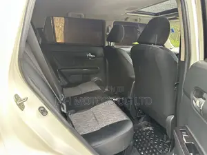 Toyota Corolla Rumion Hatchback 1.8 FWD 2010 White