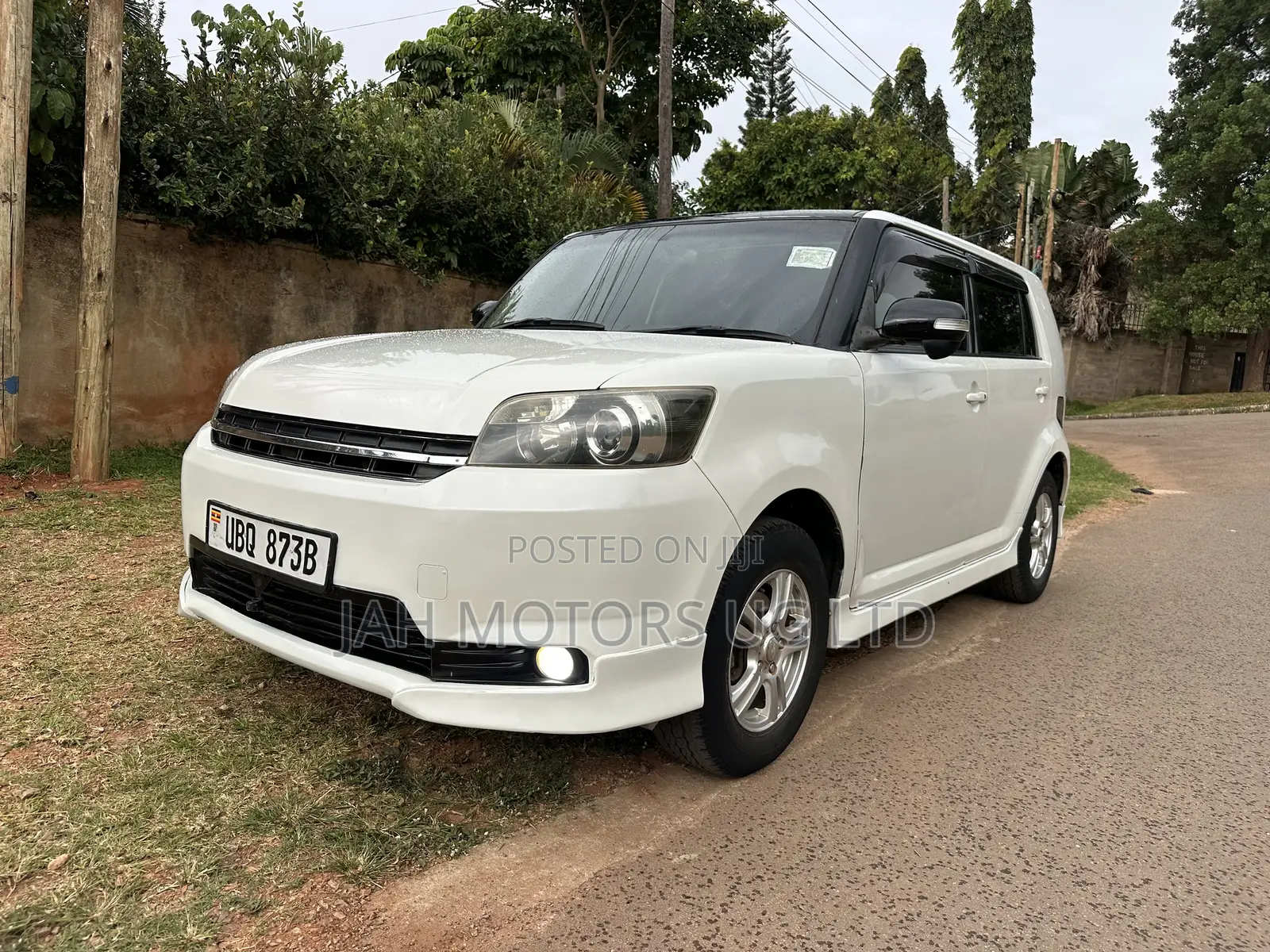 Toyota Corolla Rumion Hatchback 1.8 FWD 2010 White