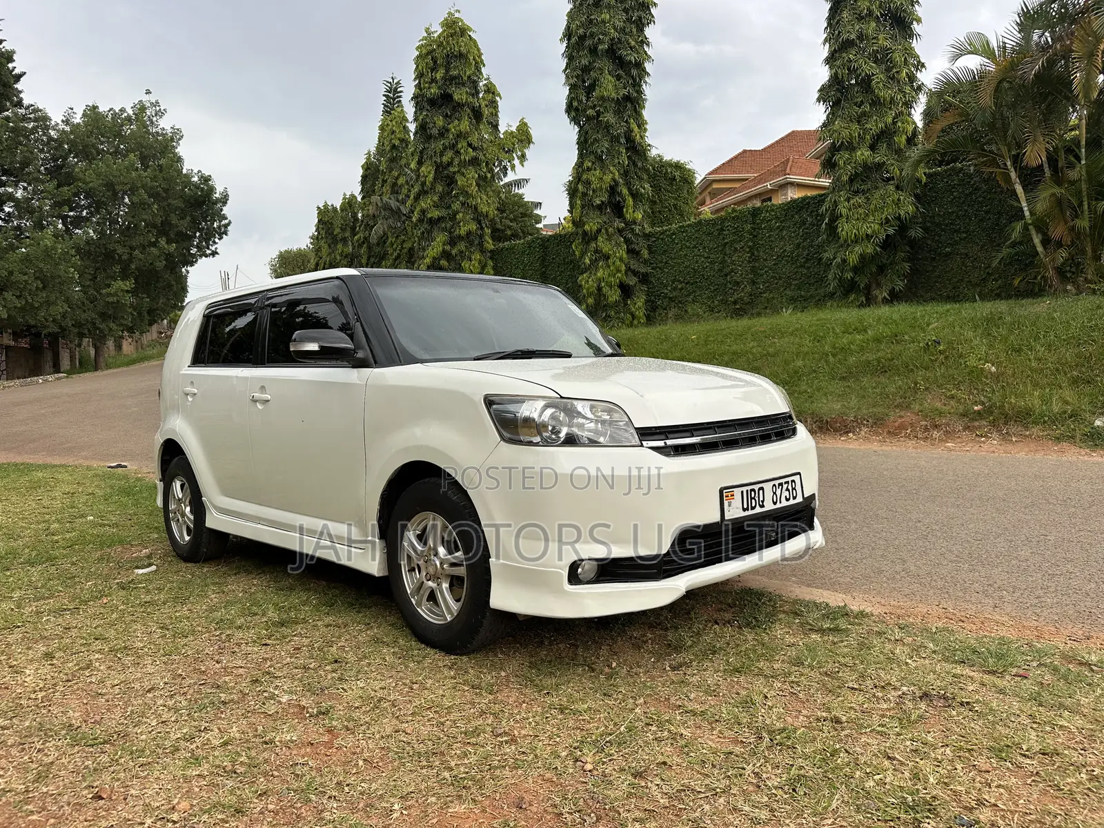 Toyota Corolla Rumion Hatchback 1.8 FWD 2010 White