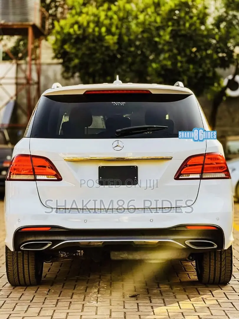 Mercedes-Benz GLE-Class GLE 350d 4MATIC 2016 White