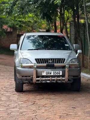 Toyota Harrier 2002 Silver