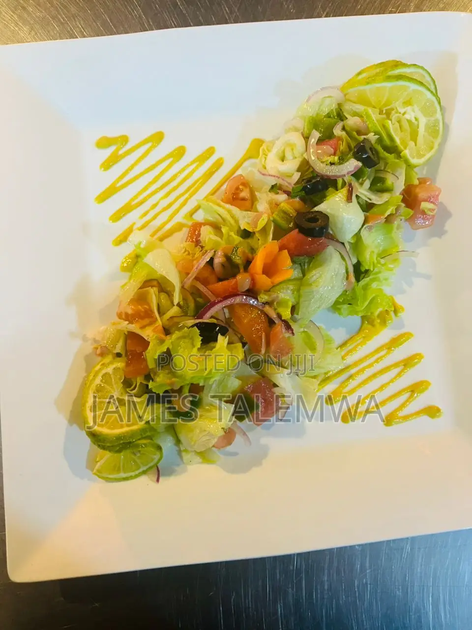 Chef With Vast Knowledge About Turkish Cuisine, Hot Line and Pastries