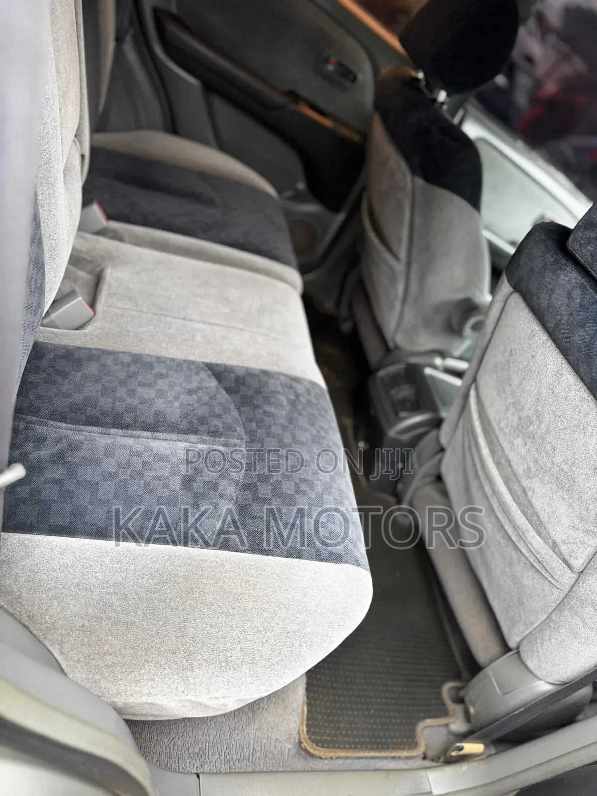Toyota Harrier 2002 Silver