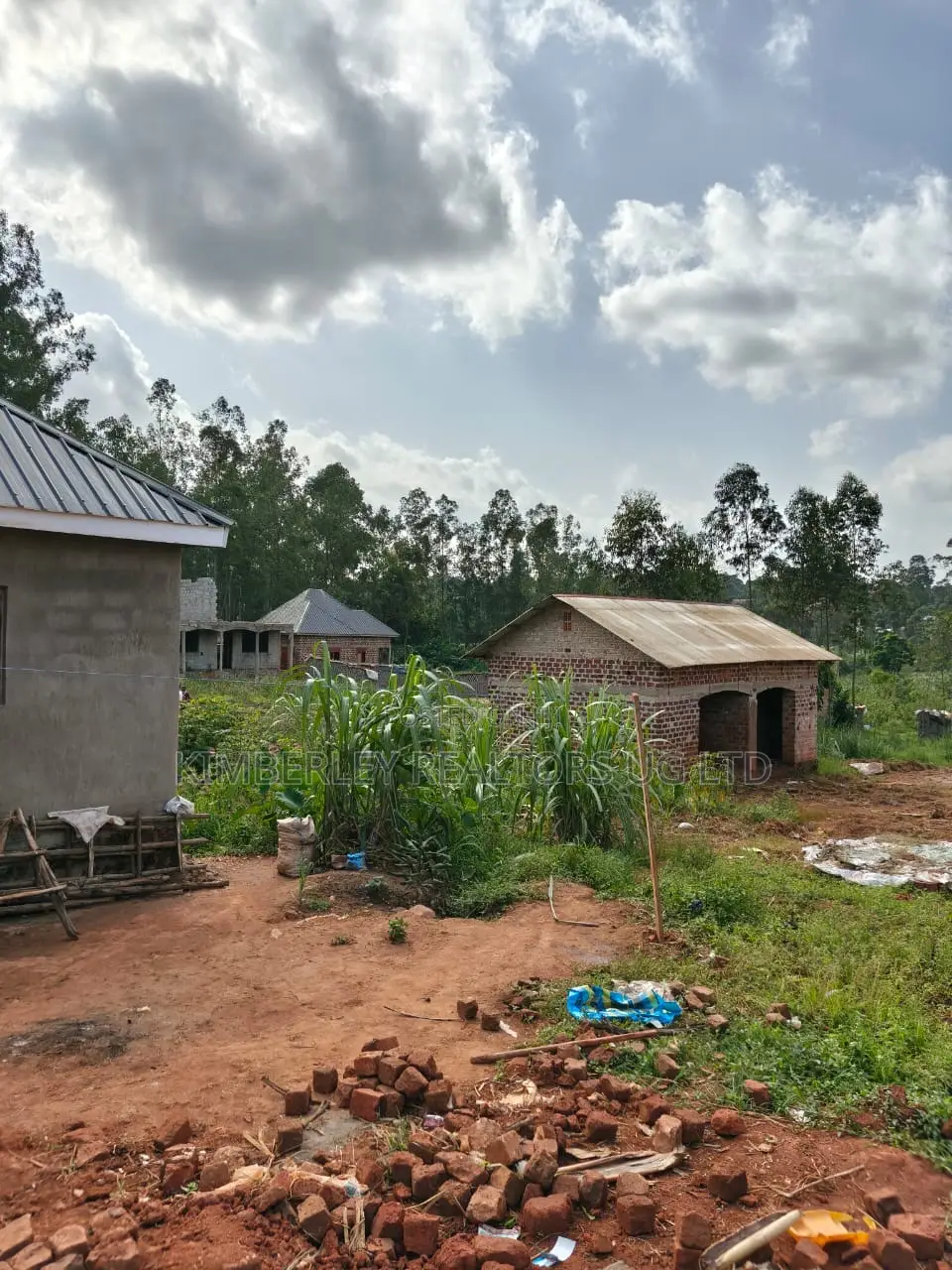 50 Decimals Prime Land – Namugongo Nsawo Estate At 250m