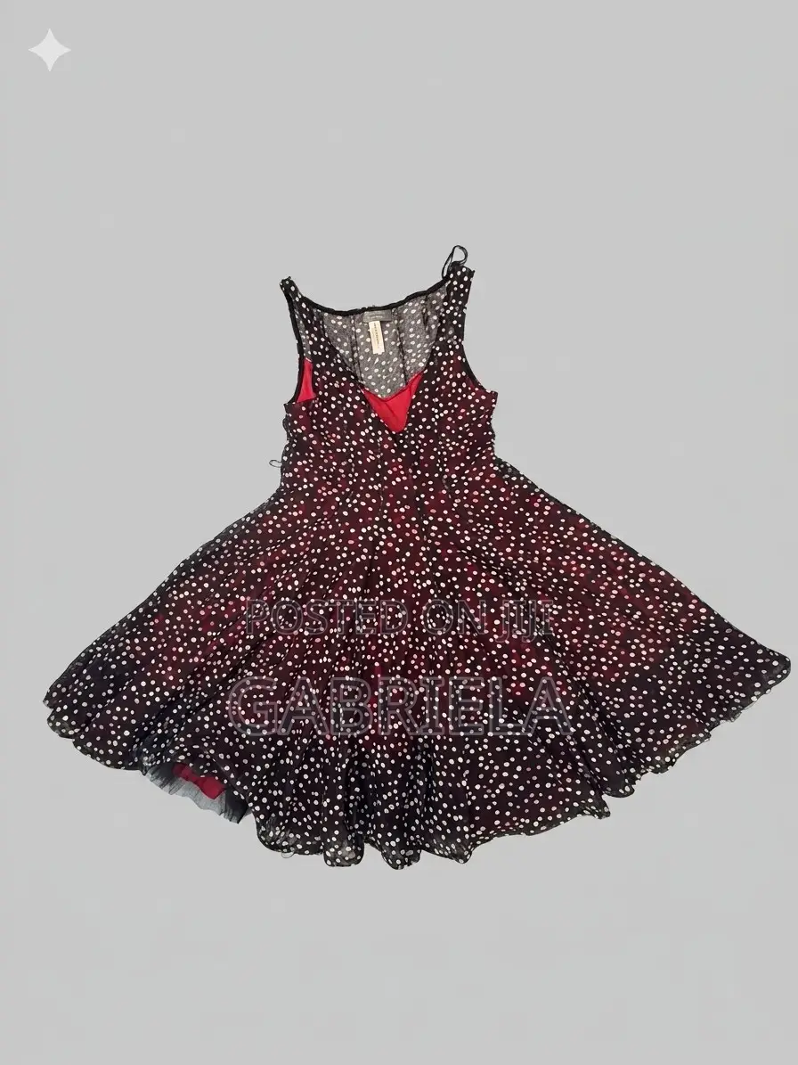 8 Pre-Loved Trendy Ladies Dresses - Sizes M-S