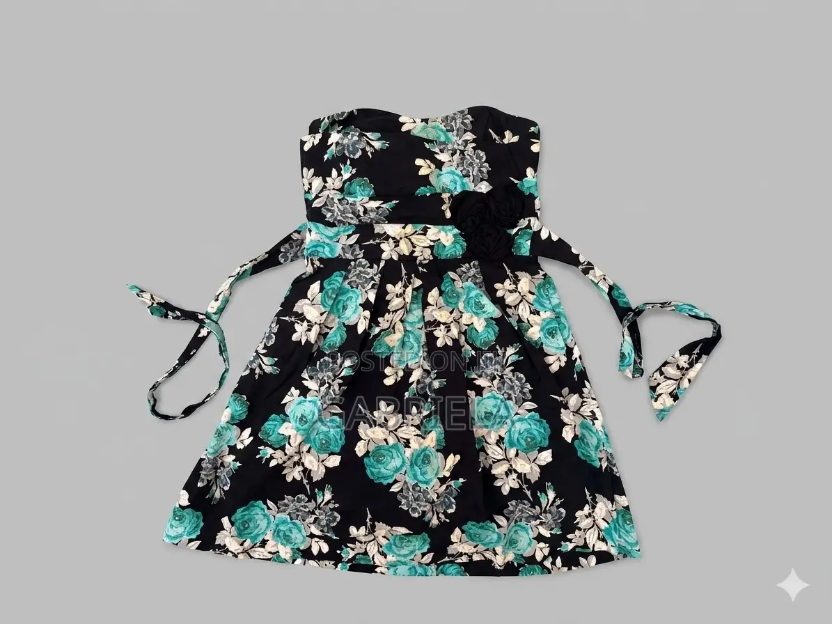 8 Pre-Loved Trendy Ladies Dresses - Sizes M-S