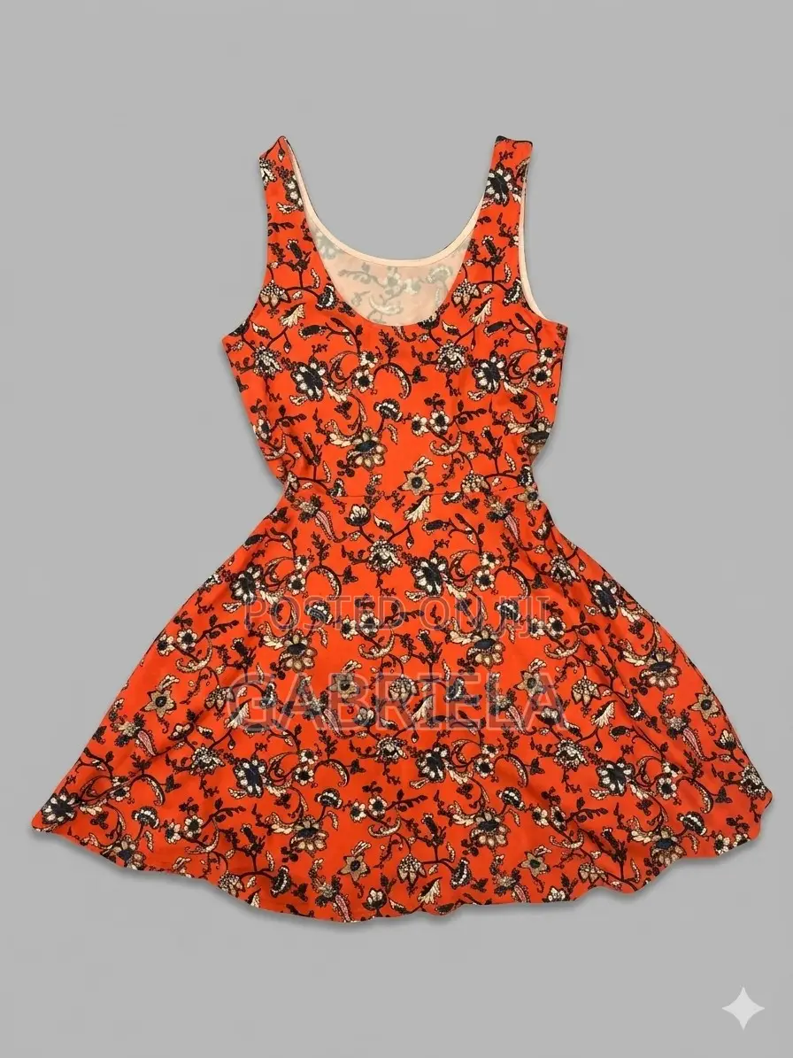 8 Pre-Loved Trendy Ladies Dresses - Sizes M-S