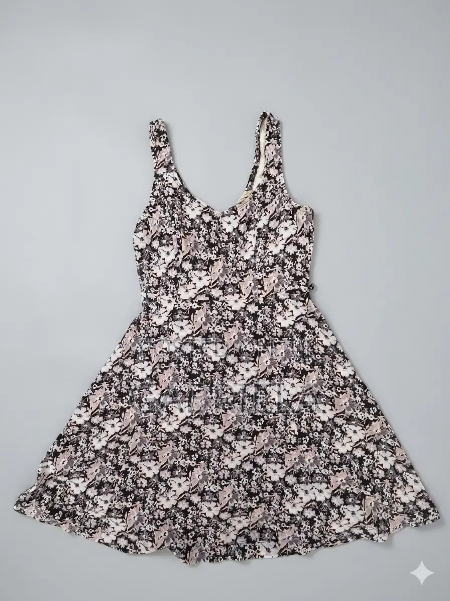 8 Pre-Loved Trendy Ladies Dresses - Sizes M-S