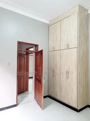 3bdrm House in Division A for sale