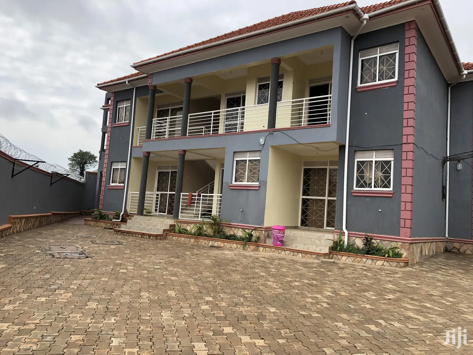 Naalya Apartments On Quick Sell