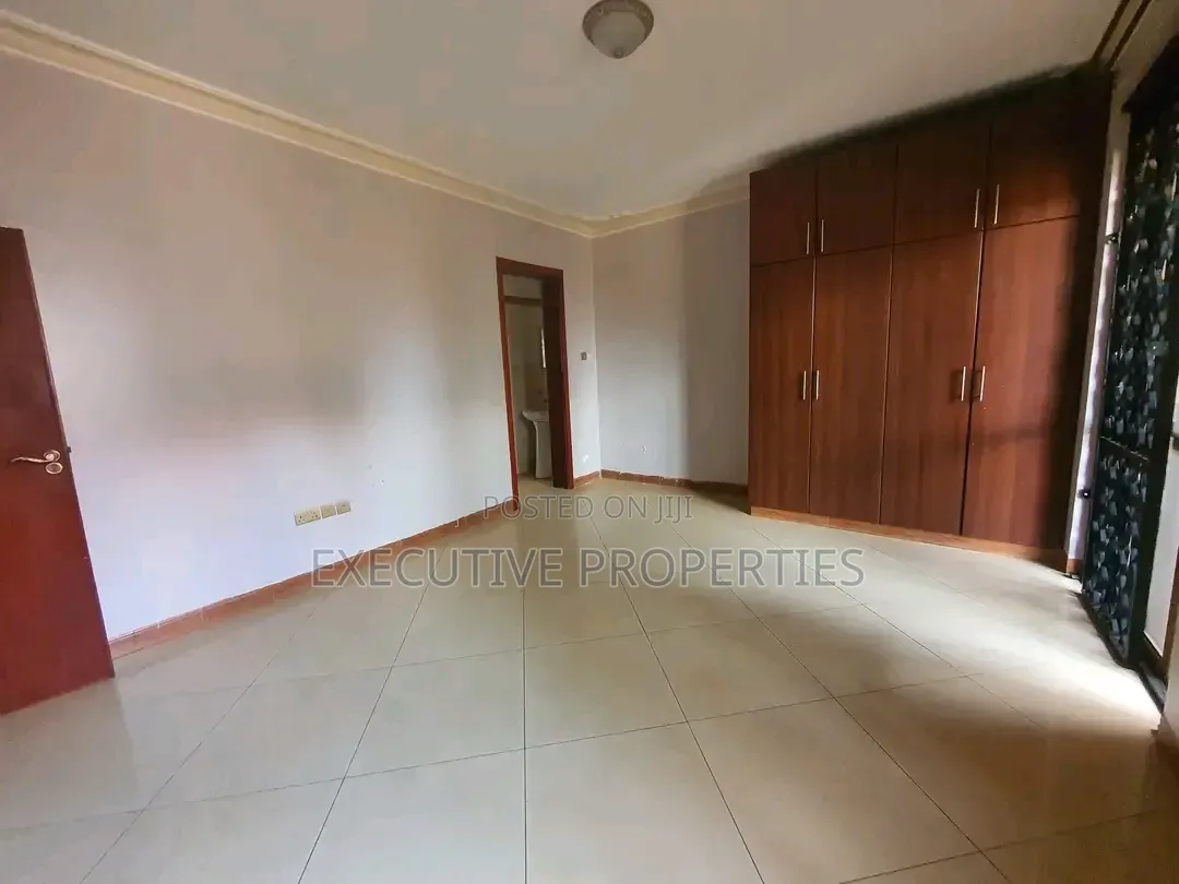 3bdrm Apartment in Mengo, Central Division for rent